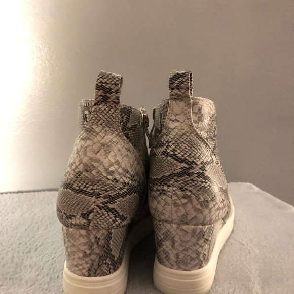 Ccocci Snakeskin Wedge Sneakers 7.5 Gray/White - Picture 6 of 10